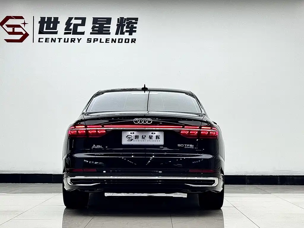 Audi A8 2022 — фото 5