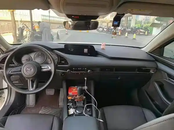 Mazda 3 Axela 2021