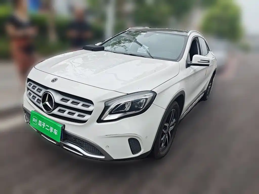 Mercedes-Benz GLA 2017 — фото 1