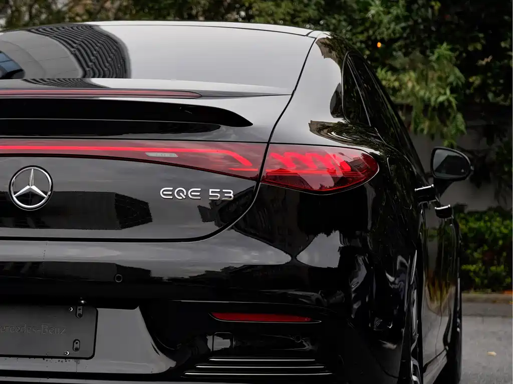 Mercedes-Benz EQE AMG 2024