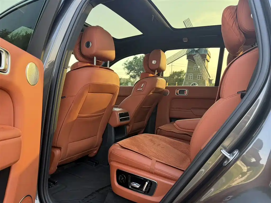 Li Auto Li L8 2024