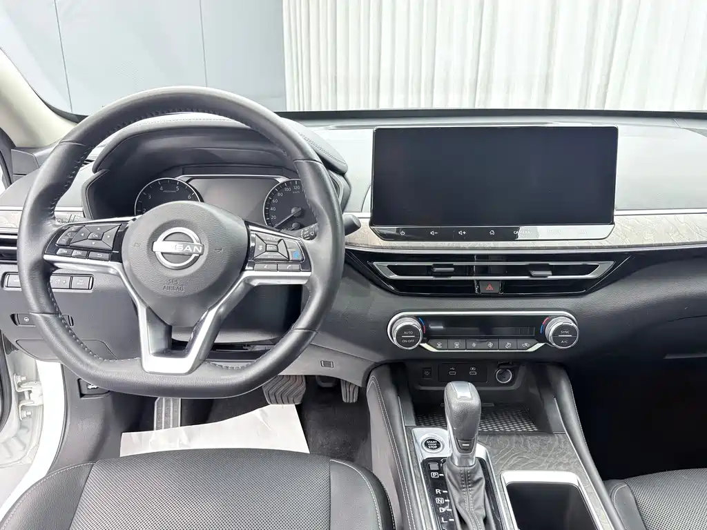 Nissan Teana 2023 — фото 16