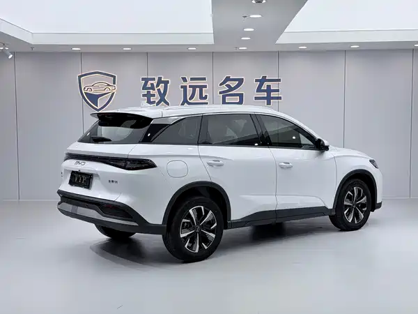 BYD Sealion 05 DM-i 2025