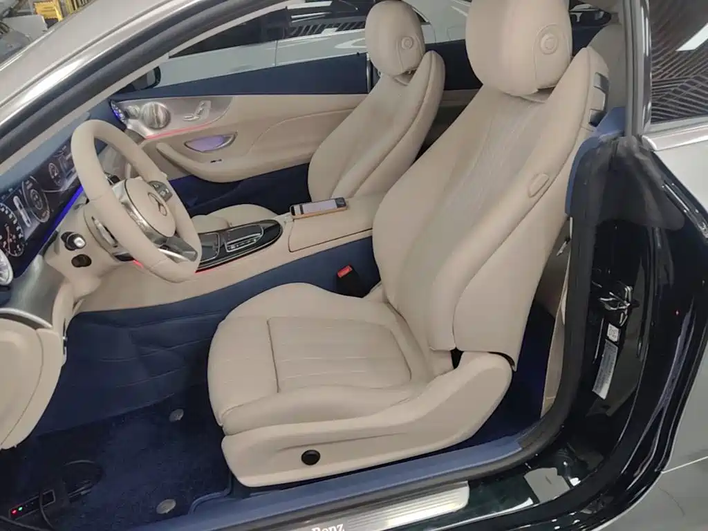 Mercedes-Benz E-Class 2020 — фото 15