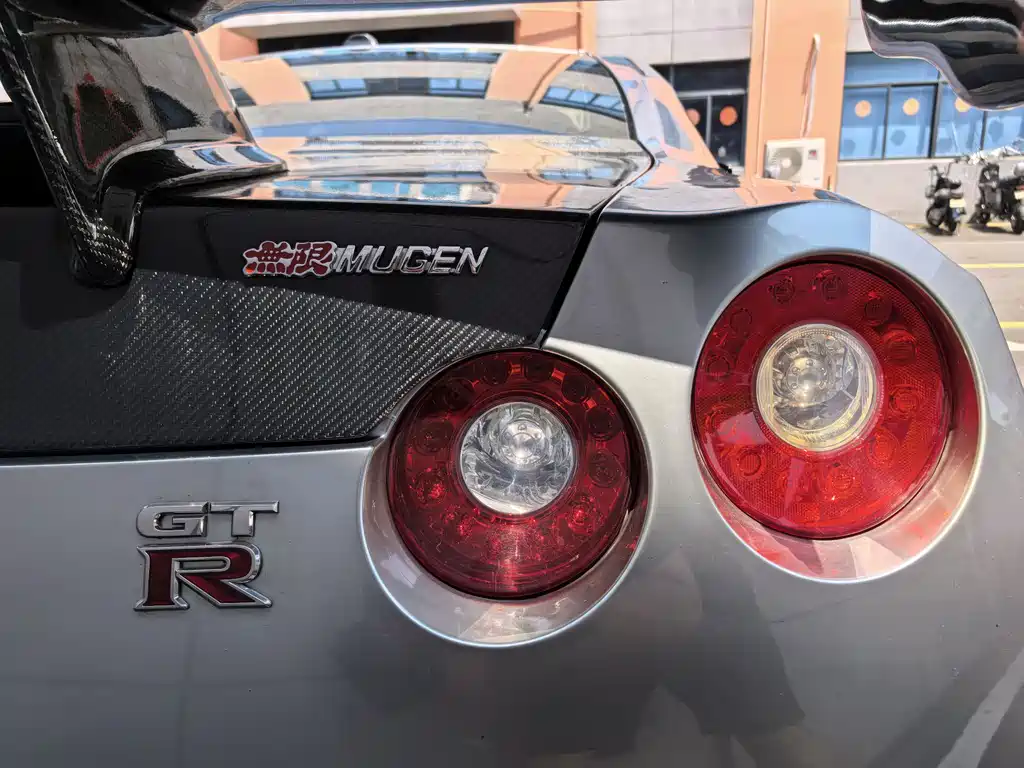 Nissan GT-R 2013 — фото 11