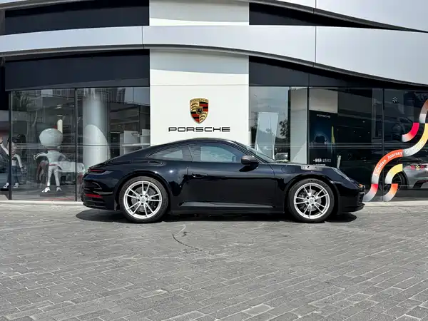 Porsche 911 2023