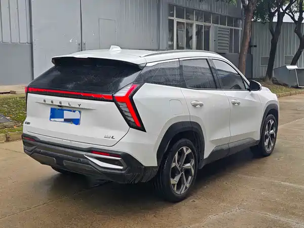 Geely Boyue L 2024