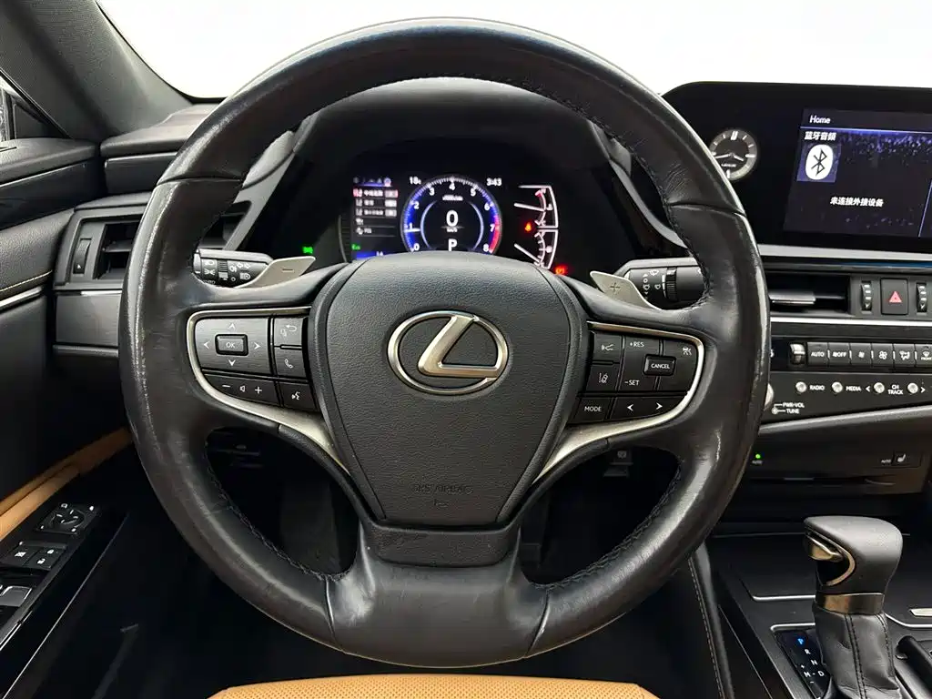 Lexus ES 2022 — фото 10