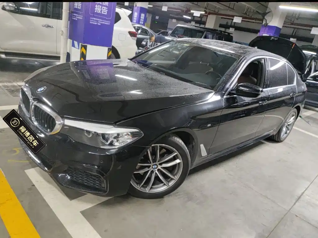 BMW 5 Series 2020 — фото 1