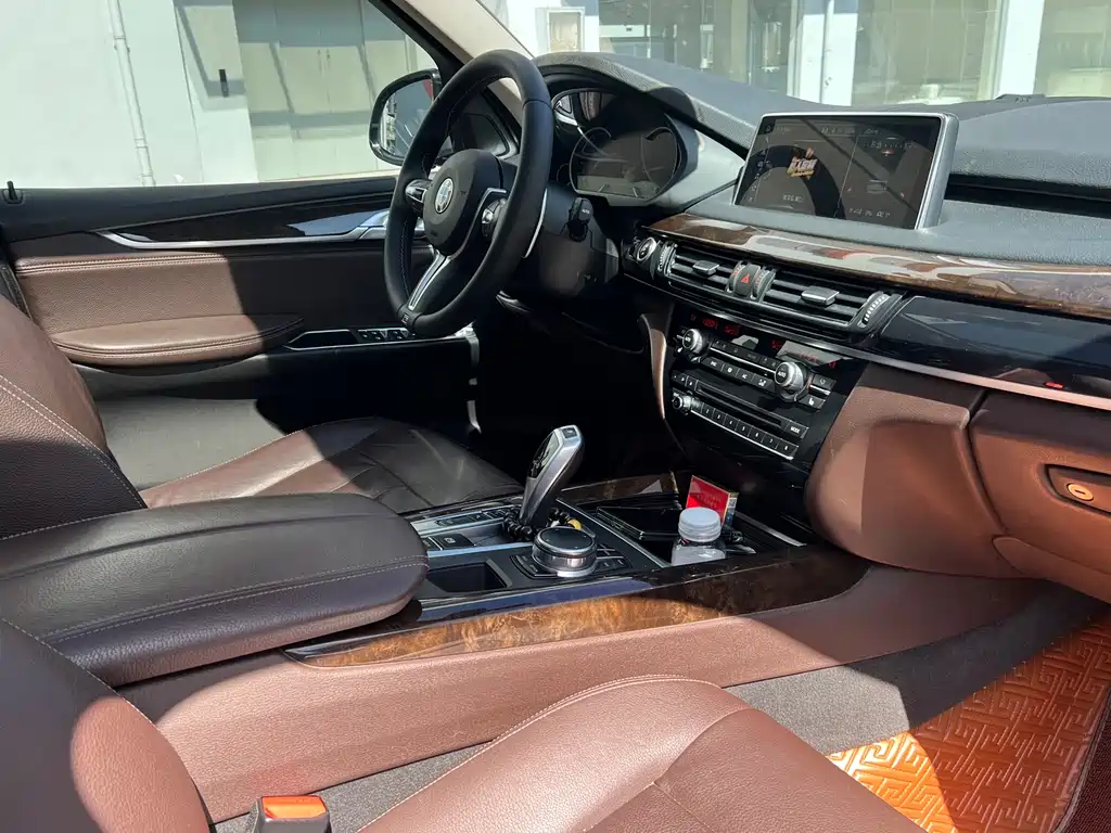BMW X5 2017 — фото 16