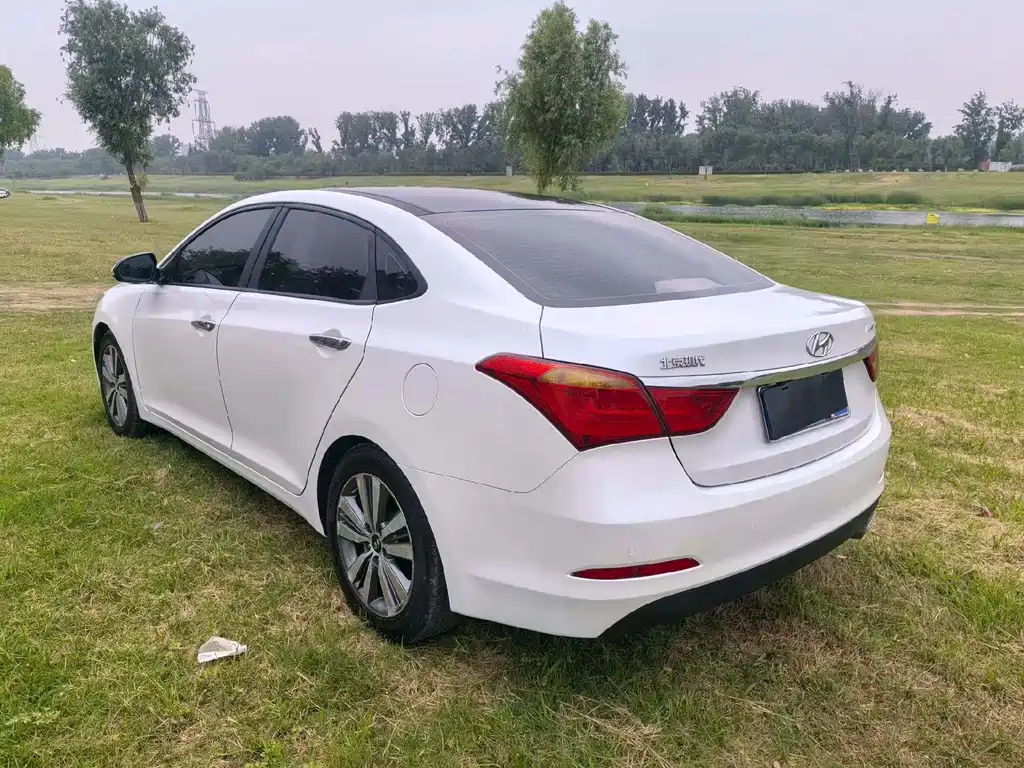 Hyundai Mistra 2015 — фото 9