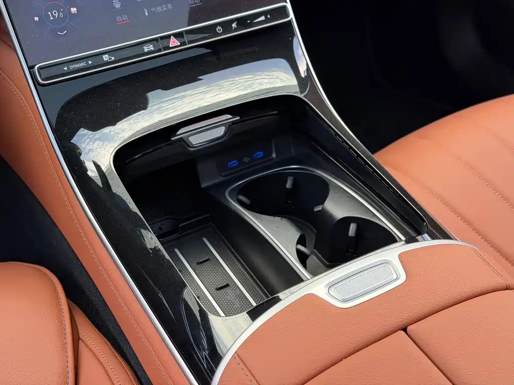 Mercedes-Benz S-Class 2024 — фото 12