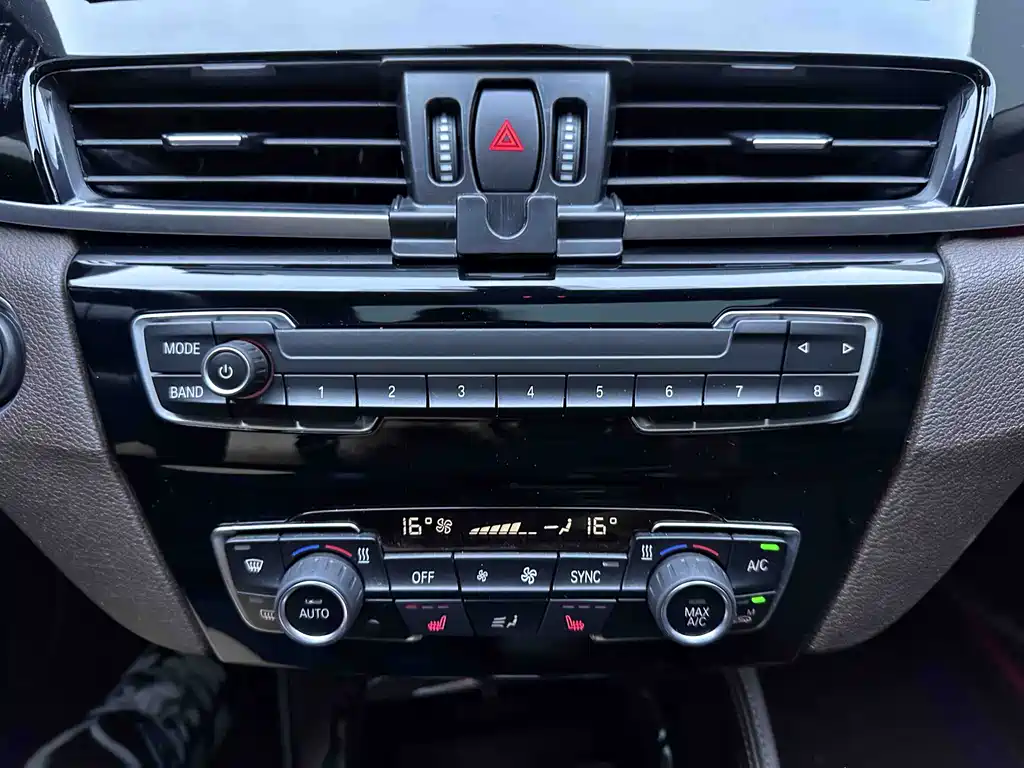 BMW X1 2023 — фото 13