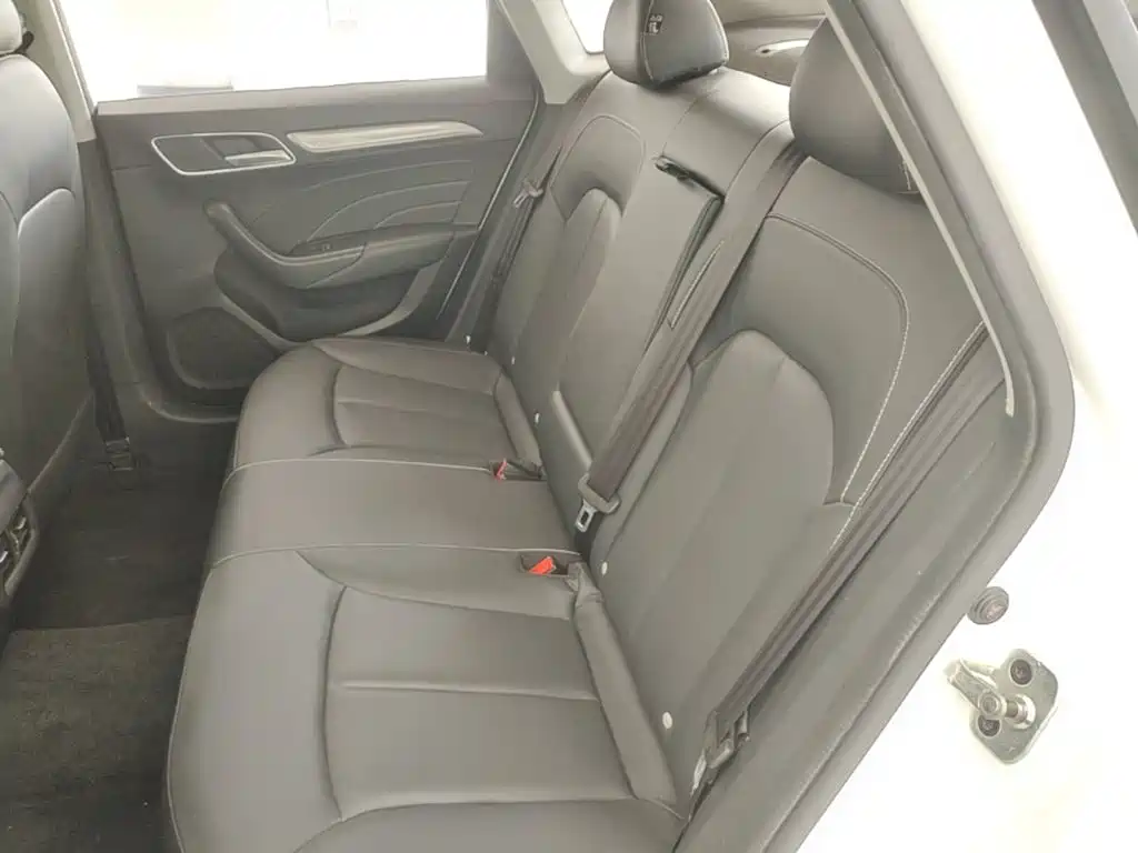 Roewe i6 Classic 2022 — фото 17