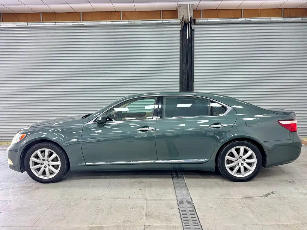 Lexus LS 2007