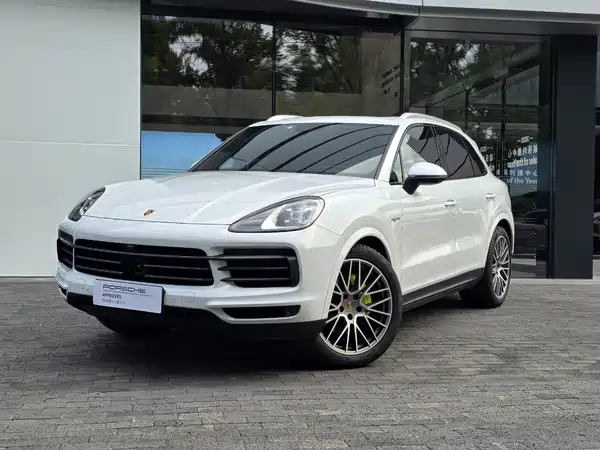 Porsche Cayenne New Energy 2023
