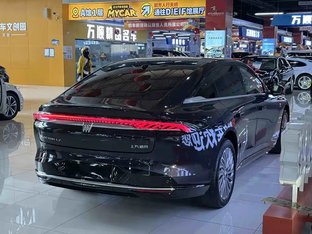 Buick Zhijing L7 2025 — фото 19