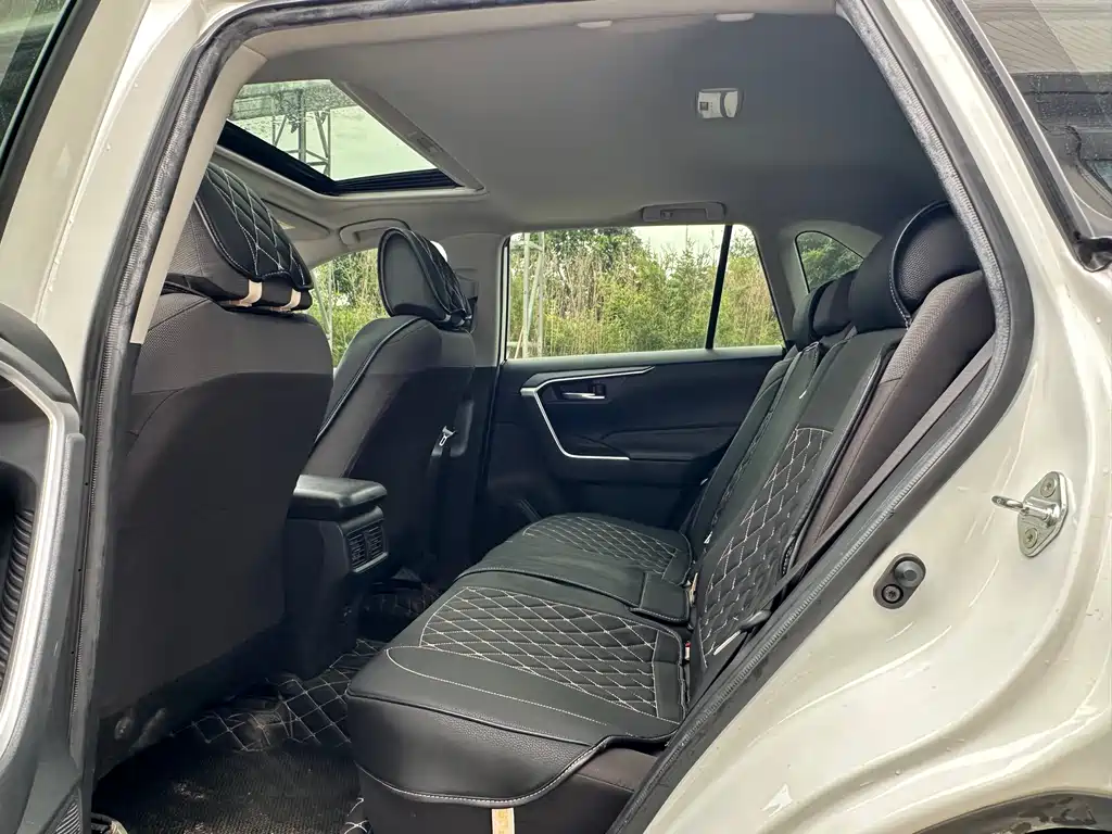 Toyota RAV4 2022