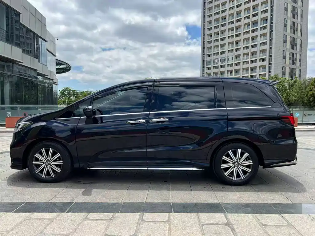 Honda Odyssey 2024 — фото 19