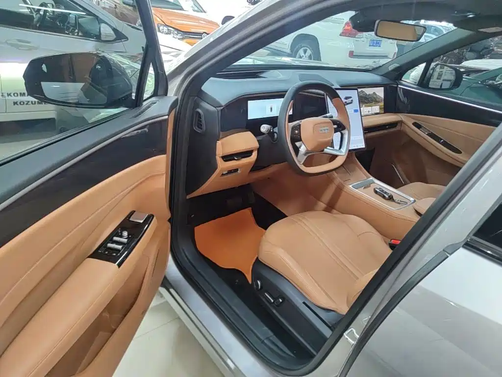 Geely Galaxy L7 2025 — фото 12