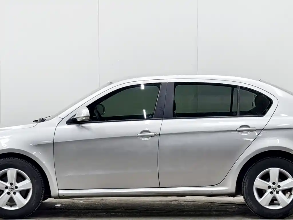 Volkswagen Lavida 2012