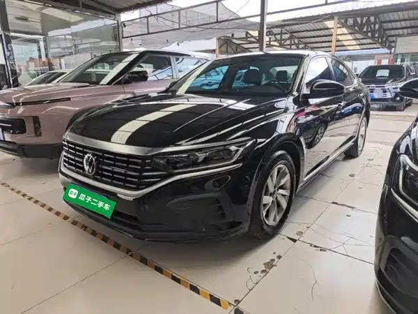 Volkswagen Passat 2024