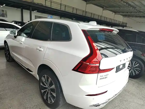 Volvo XC60 2023
