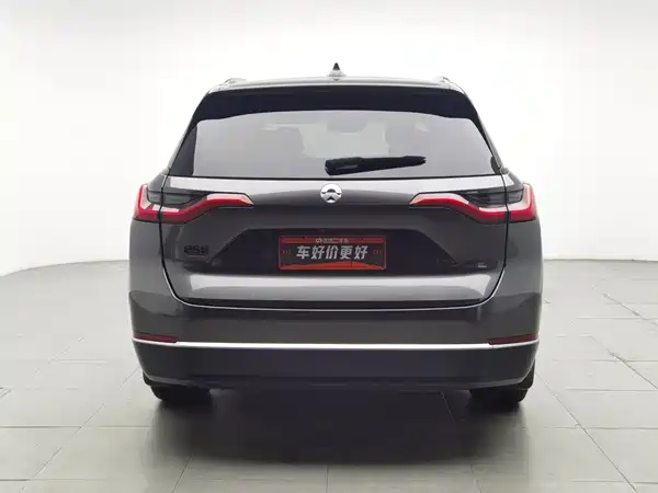 NIO ES8 2020