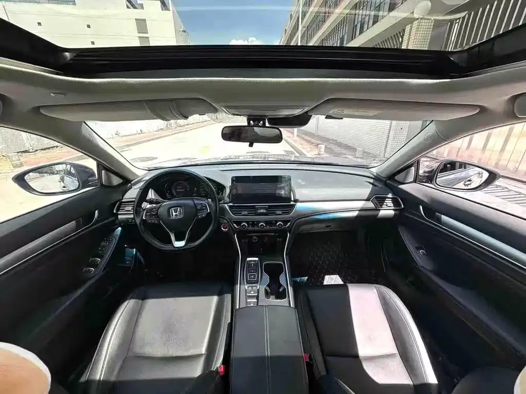 Honda Accord 2023 — фото 4