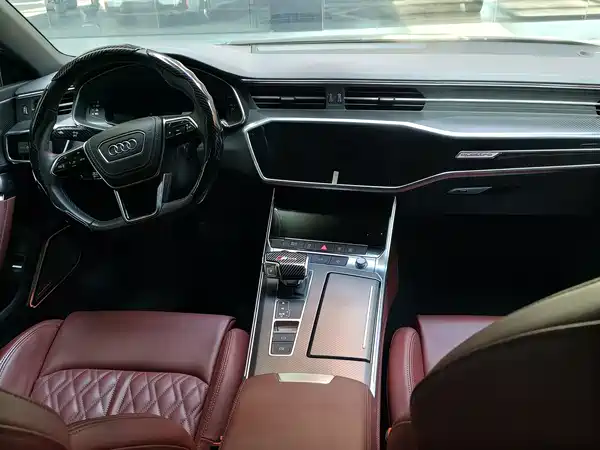 Audi A7L 2024