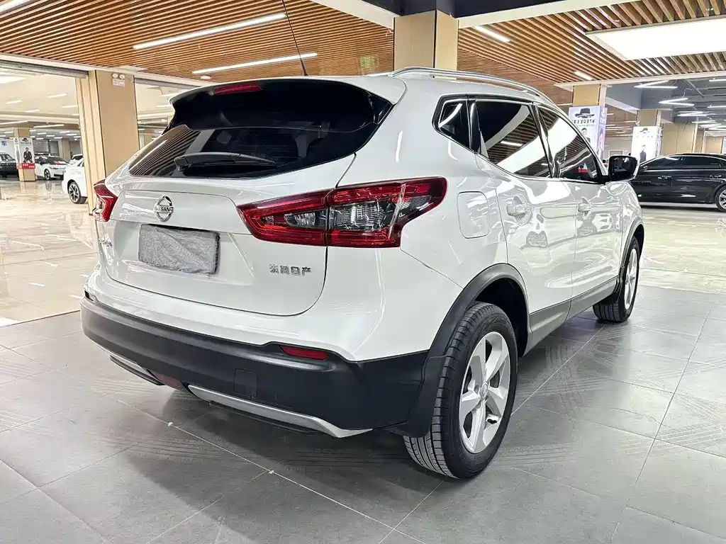 Nissan Qashqai 2022 — фото 9