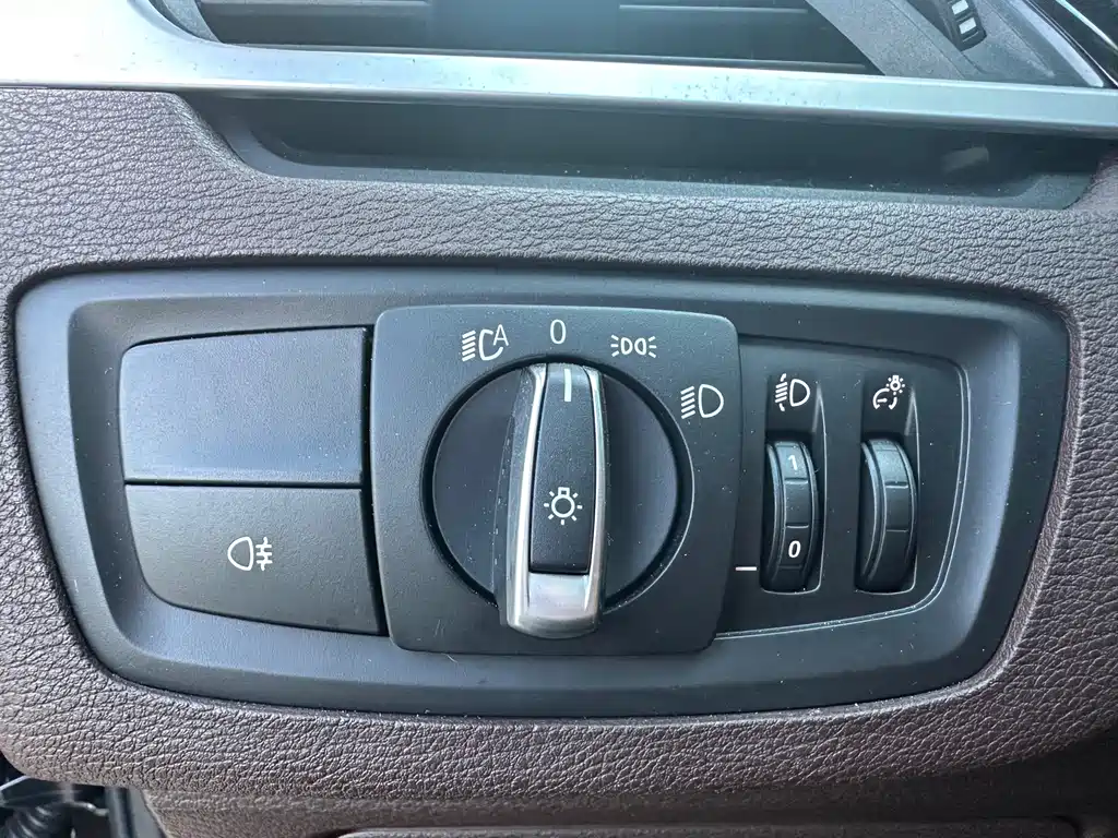 BMW X1 2022 — фото 12