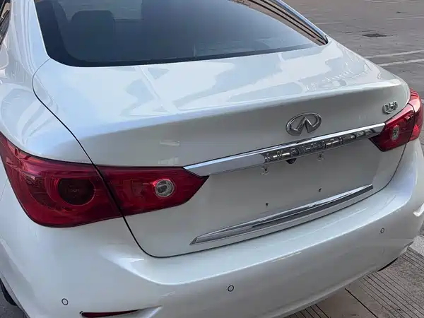 Infiniti Q50L 2017