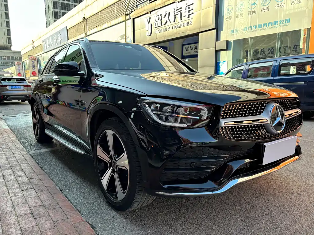 Mercedes-Benz GLC 2023