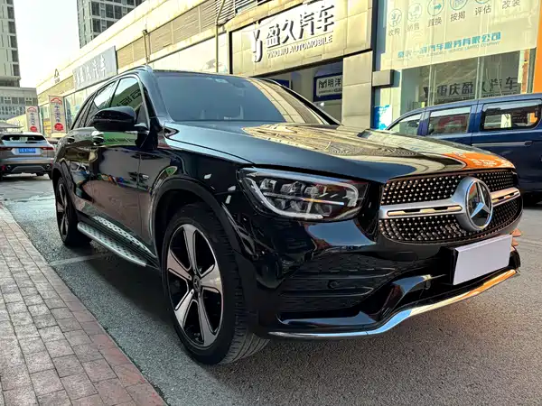 Mercedes-Benz GLC 2023