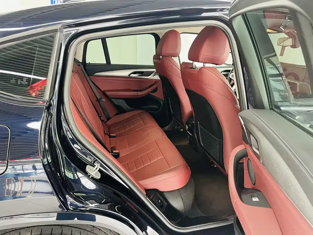 BMW X4 2021 — фото 13