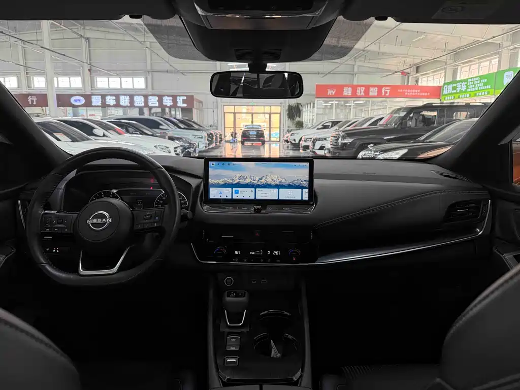 Nissan Qashqai 2023 — фото 15