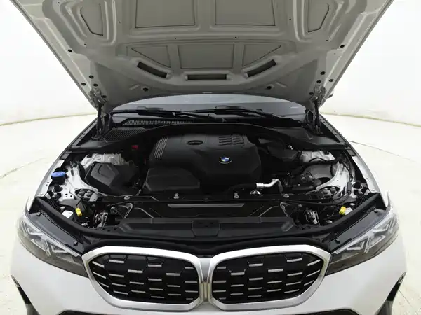 BMW 3 Series 2024