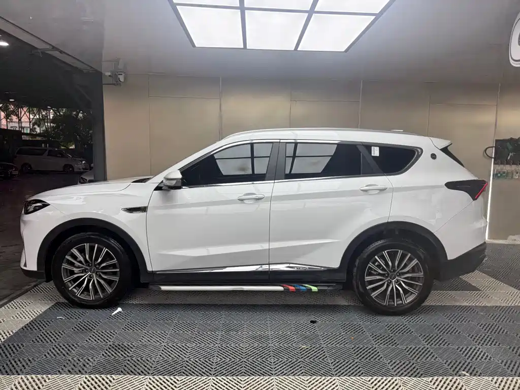 Jetour X70 PLUS 2025 — фото 14