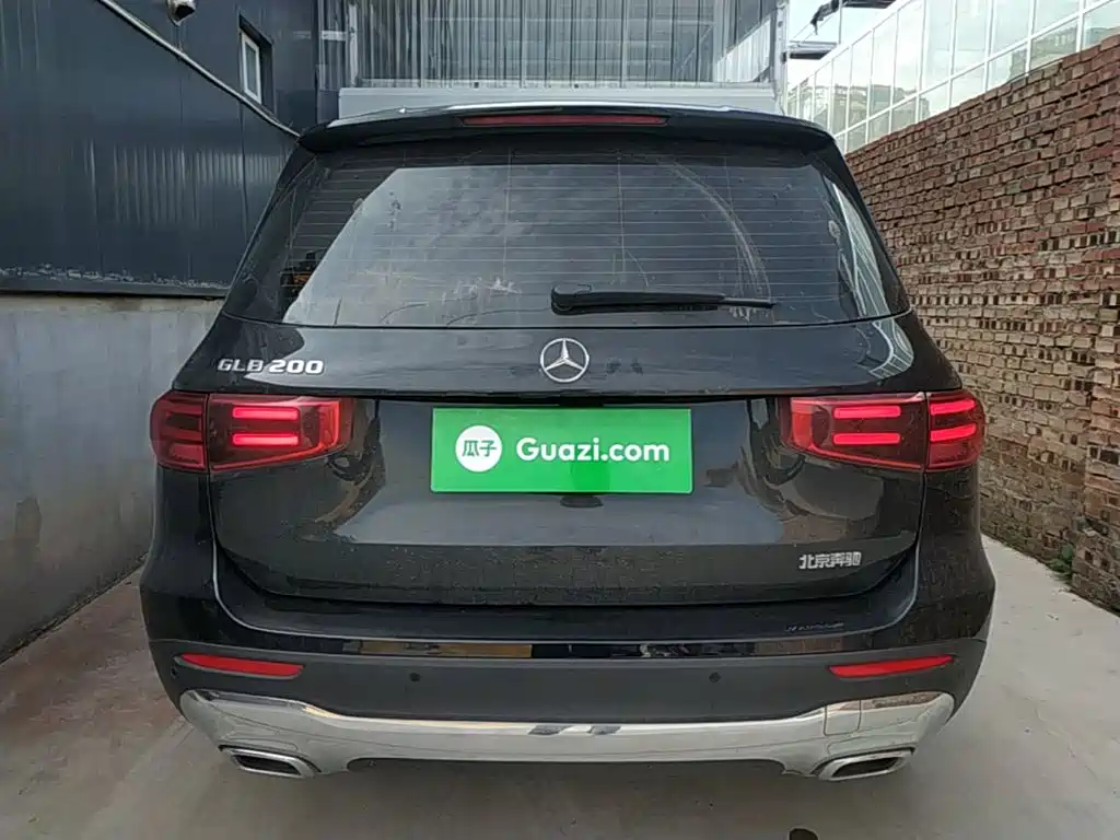 Mercedes-Benz GLB 2024