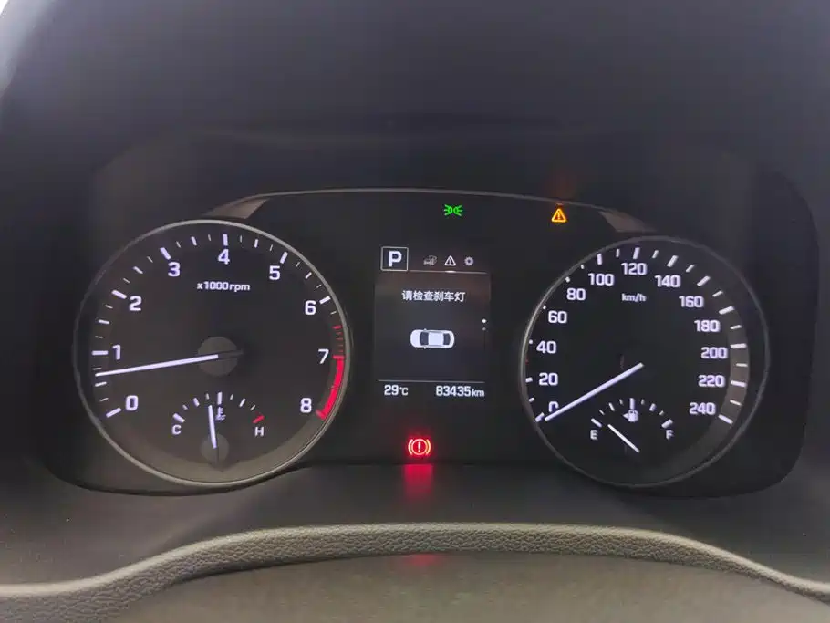 Hyundai Celesta 2016 — фото 14