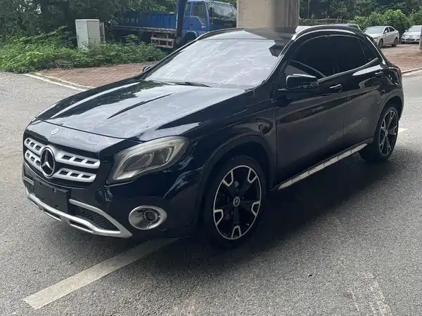 Mercedes-Benz GLA 2017