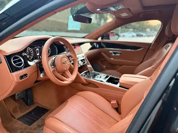 Bentley Flying Spur 2023