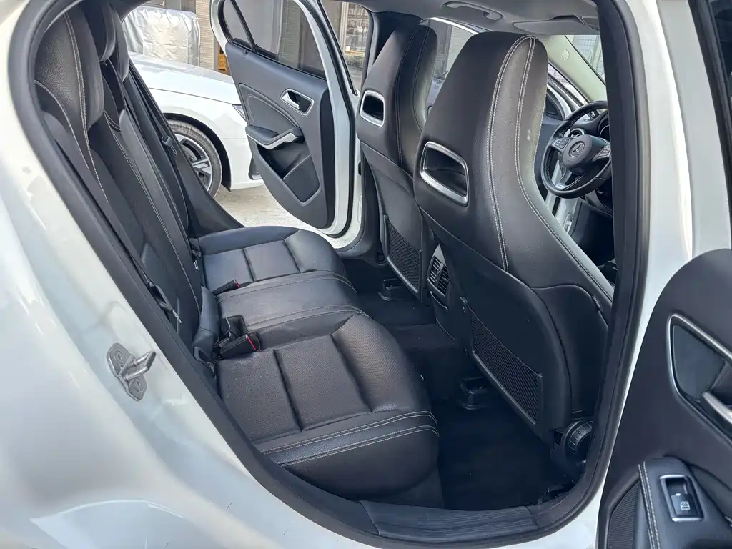 Mercedes-Benz GLA 2019 — фото 10