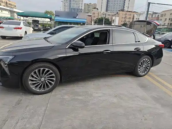 Buick LaCrosse 2024