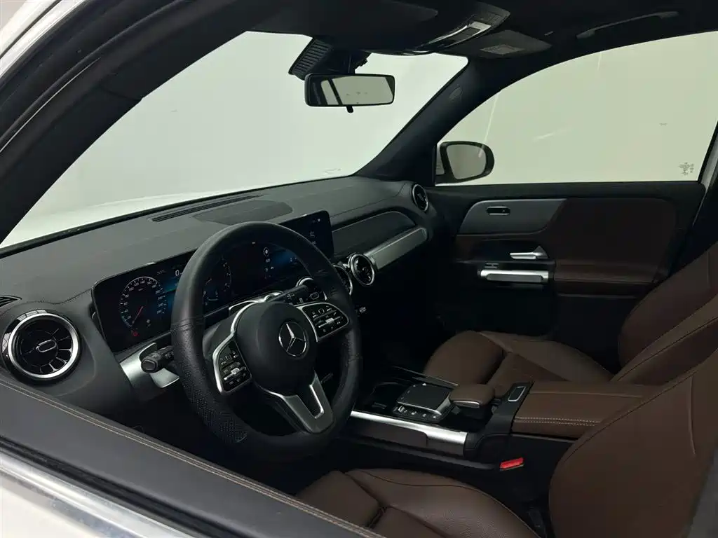 Mercedes-Benz GLB 2021 — фото 10