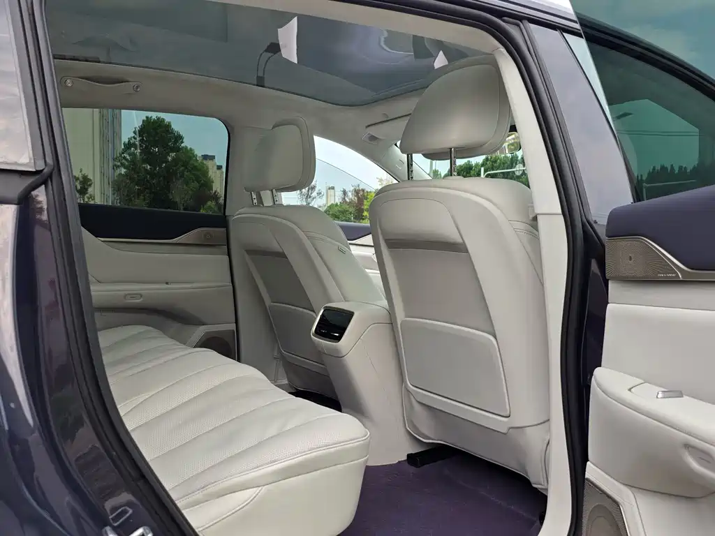 Buick Zhijing L7 2025 — фото 13