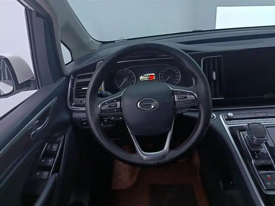 GAC Motor Trumpchi M8 2022 — фото 15