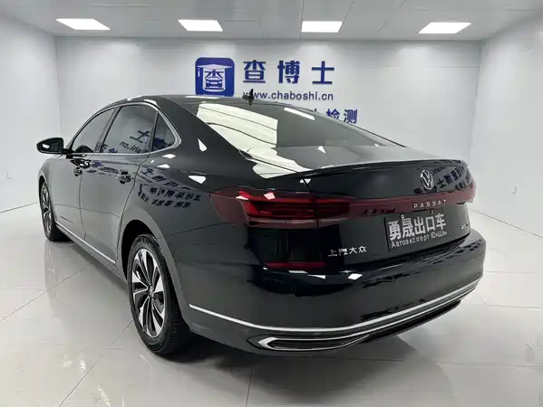 Volkswagen Passat 2021