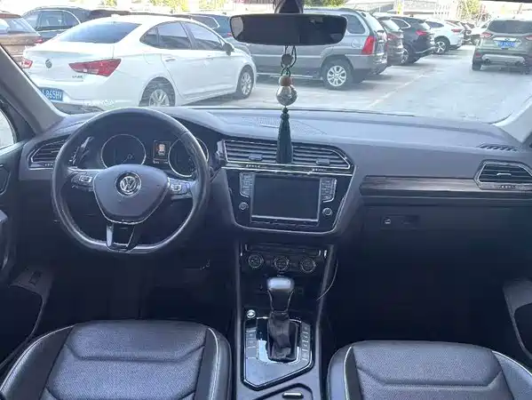 Volkswagen Tiguan L 2017